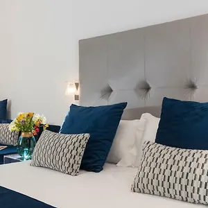 Alojamento de Acomodação e Pequeno-almoço Residenza Zanardelli